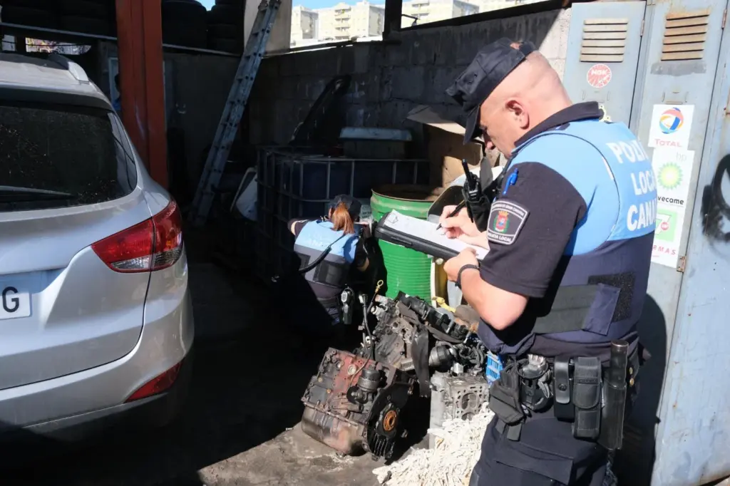 Otro momento del operativo policial en Los Tarahales