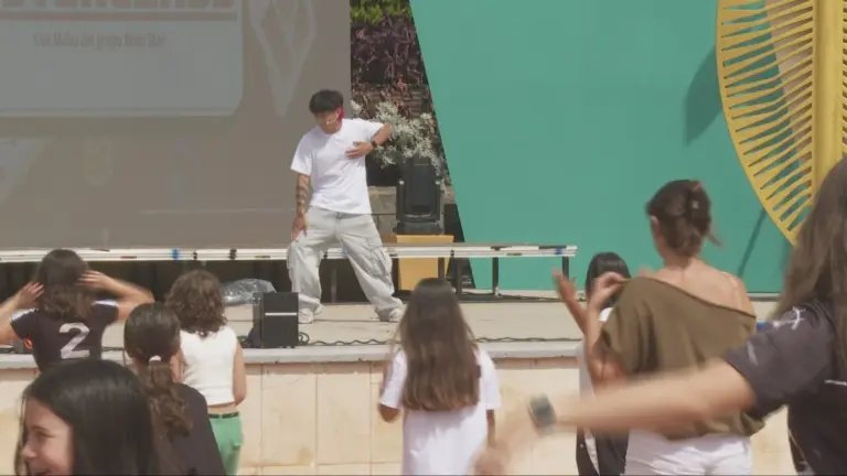 Corea y el l K-Pop inundan el barrio de Schamann