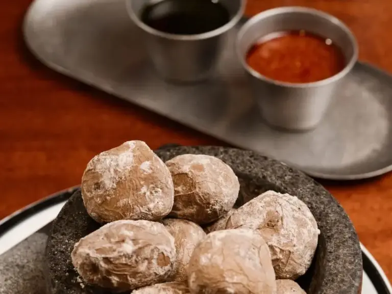 ‘Con Cúrcuma’ cocina con alma: el sabor de las islas contado por sus protagonistas