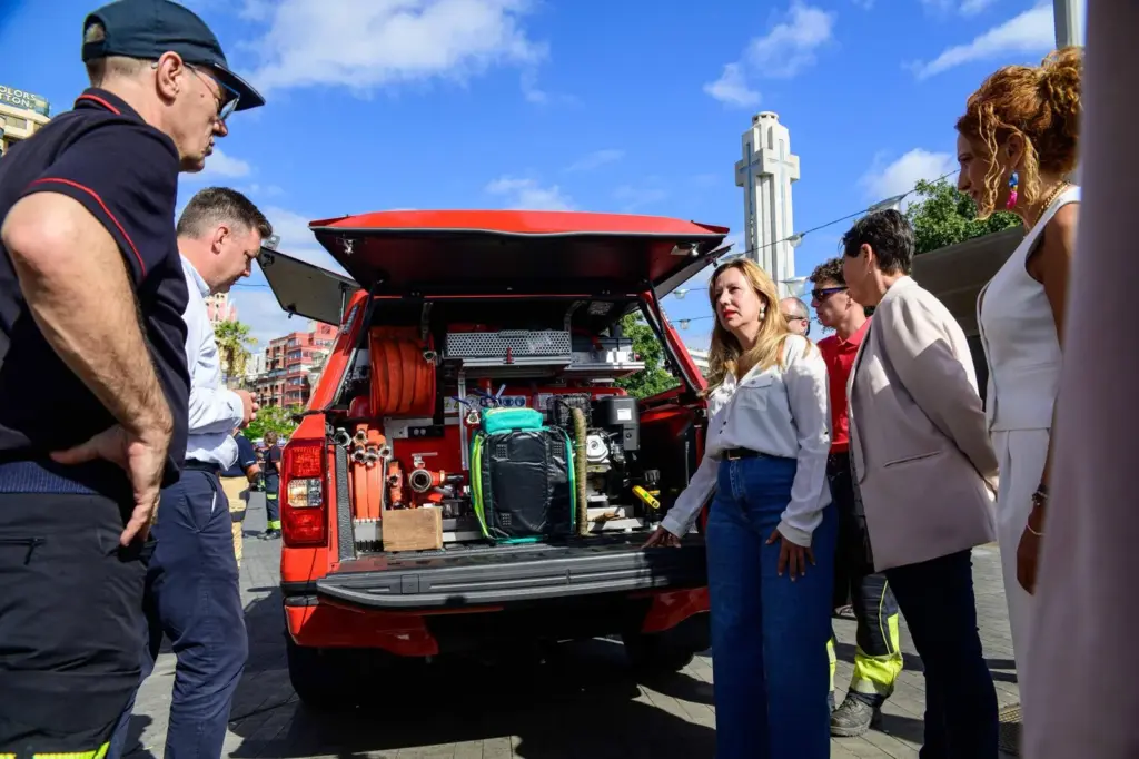 Tenerife invierte 400.000 euros en la adquisición de nuevos vehículos para los Bomberos Voluntarios