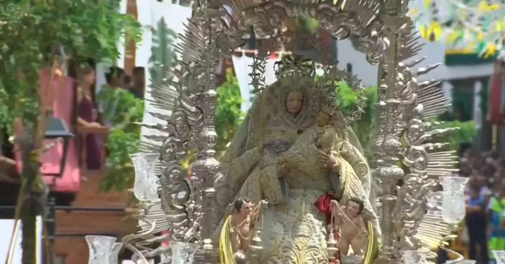 La Virgen del Pino en procesión