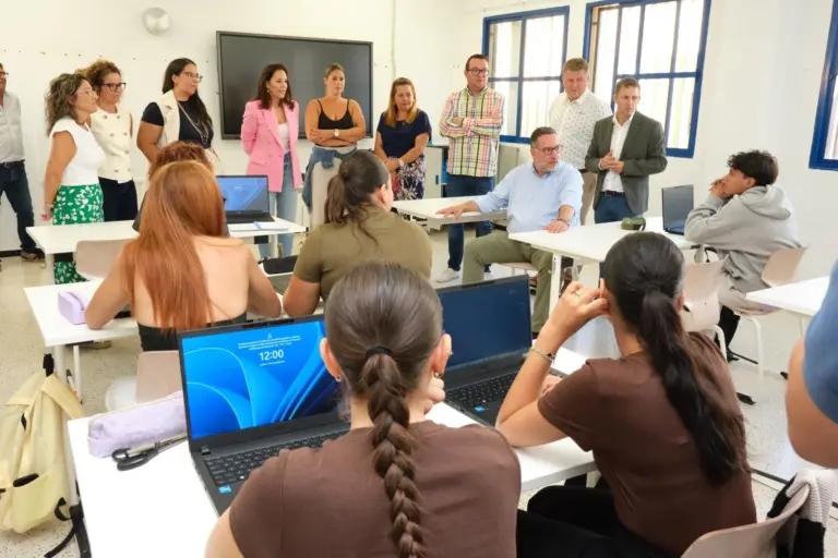 Educación resuelve una demanda histórica de Fuerteventura con la apertura del CIFP En Morro Jable