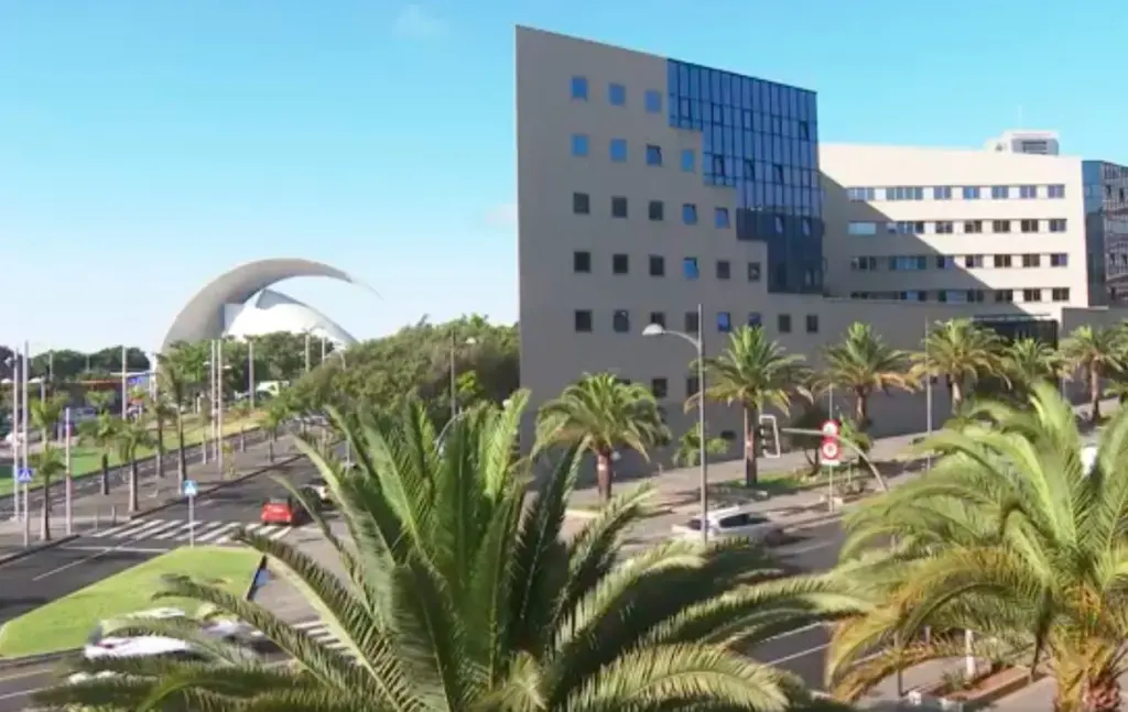 Intentó violar a una mujer cuando acudió a su negocio a buscar trabajo en Tenerife