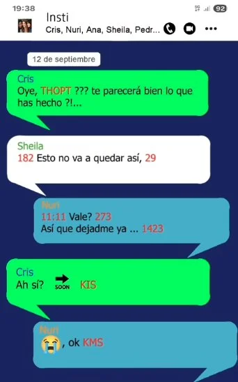 Chat simulado con lenguaje en código secreto de los menores en redes. De la Policía Nacional