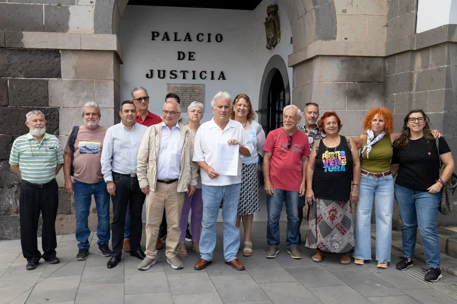 denuncia contra Abascal