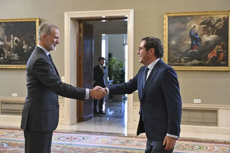 Felipe VI recibe la Memoria de la Fiscalía de manos de García Ortiz