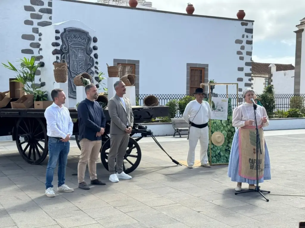 Telde homenajea a sus productores de berros en la ofrenda a la Virgen del Pino