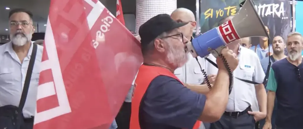 Huelga de conductores del transporte interurbano en Gran Canaria 17 septiembre 2025