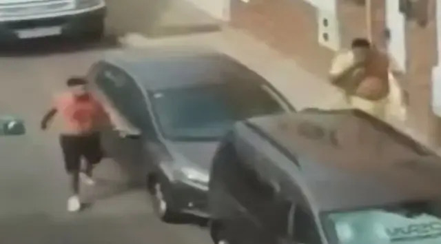 Imagen de un vídeo de la reyerta difundido por Crónicas de Lanzarote