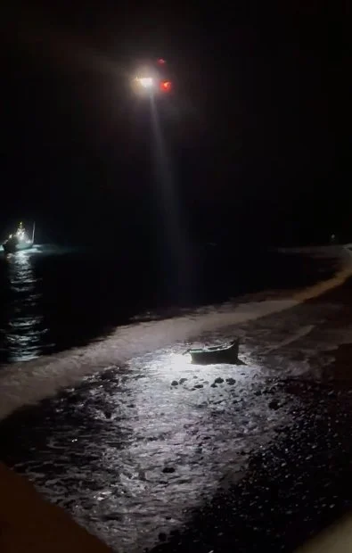 Patera que llegó por sus propios medios a la costa de Gran Canaria