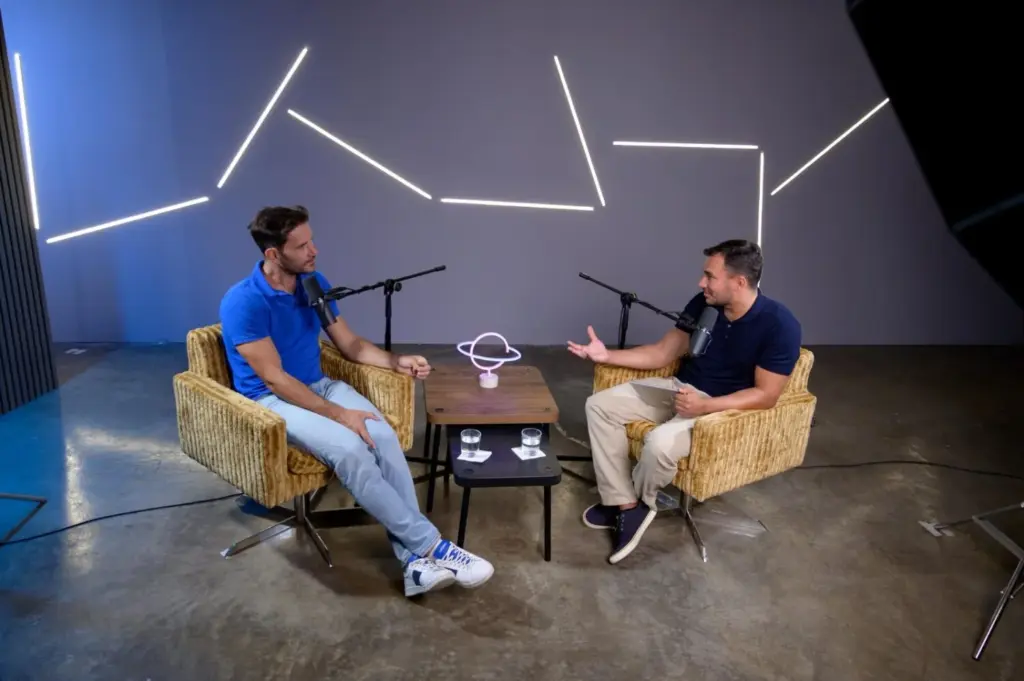 Islas Responsables inicia, con Javier Santaolalla, un podcast para visibilizar el talento que hay en Canarias