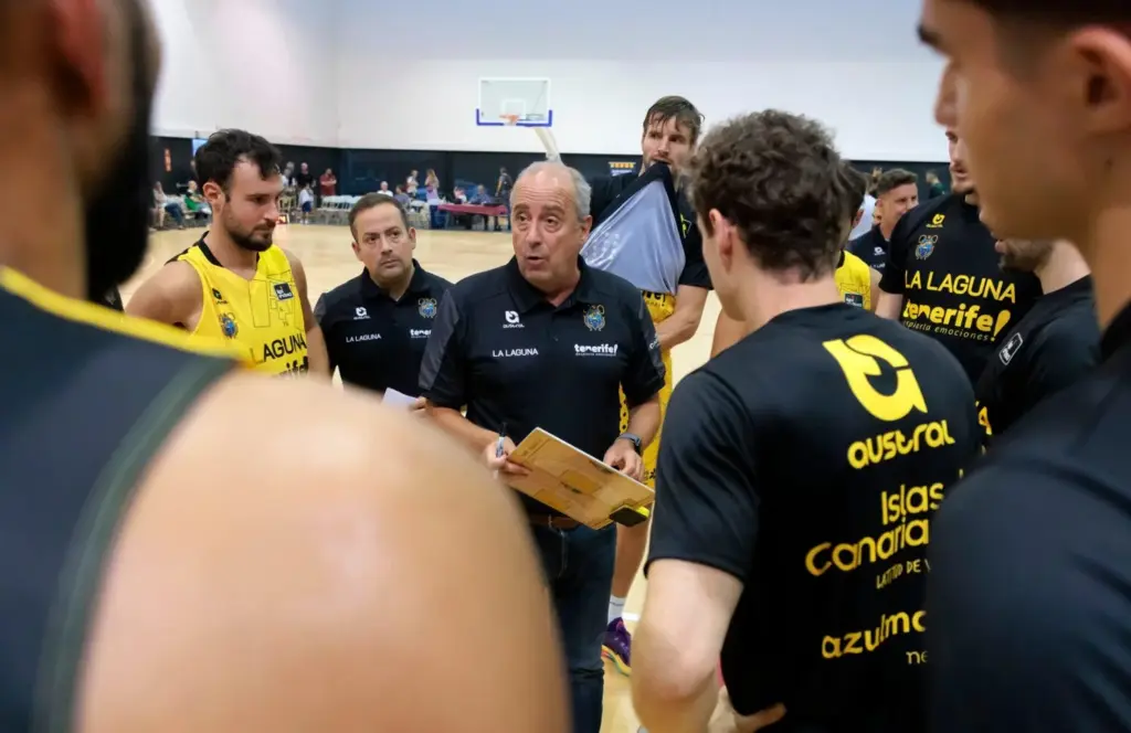 Txus Vidorreta dirigirá al La Laguna Tenerife en La Copa Canaria / CB Canarias