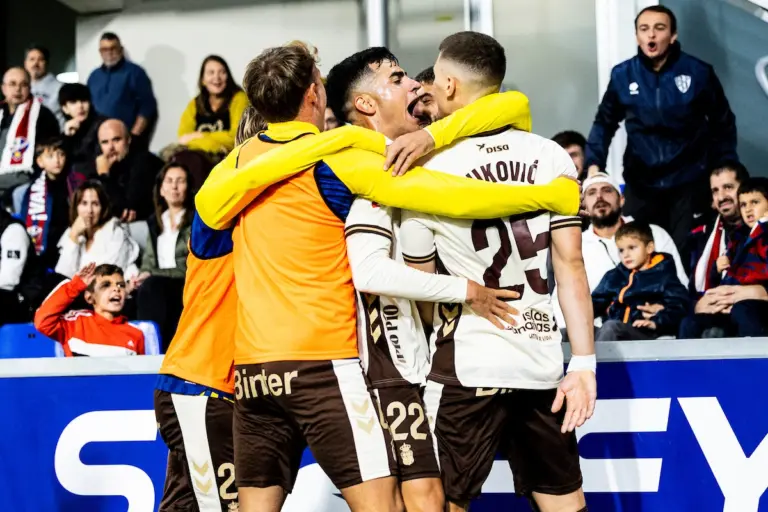 1-1 | Empate entre el Huesca y la UD Las Palmas en un partido igualado