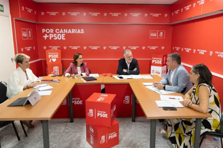 Ángel Víctor Torres exige medidas urgentes ante el repunte de la pobreza severa en Canarias