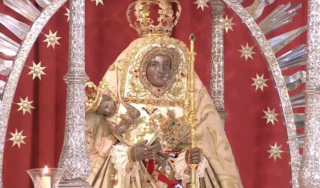 Está previsto que el próximo viernes día 24 la Patrona de Canarias regrese a su basílica de Candelaria