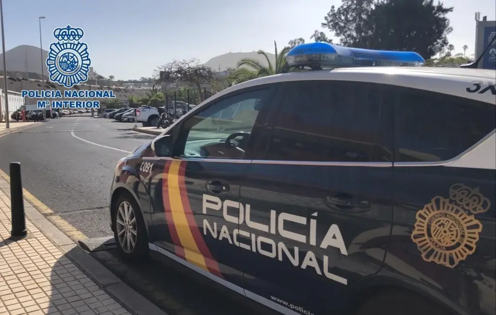La Policía Nacional desmantela un punto de venta de droga en el barrio de la Isleta