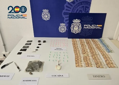 Desmantelan un punto de venta de drogas en La Laguna