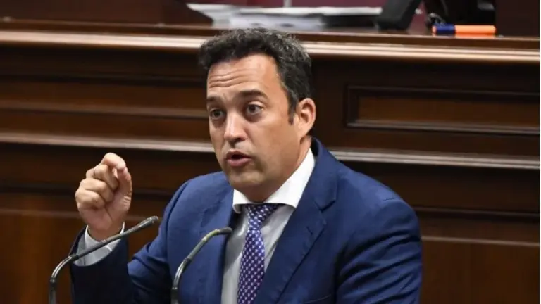 El presidente del PP herreño, Juan Manuel García Casañas, presenta su dimisión