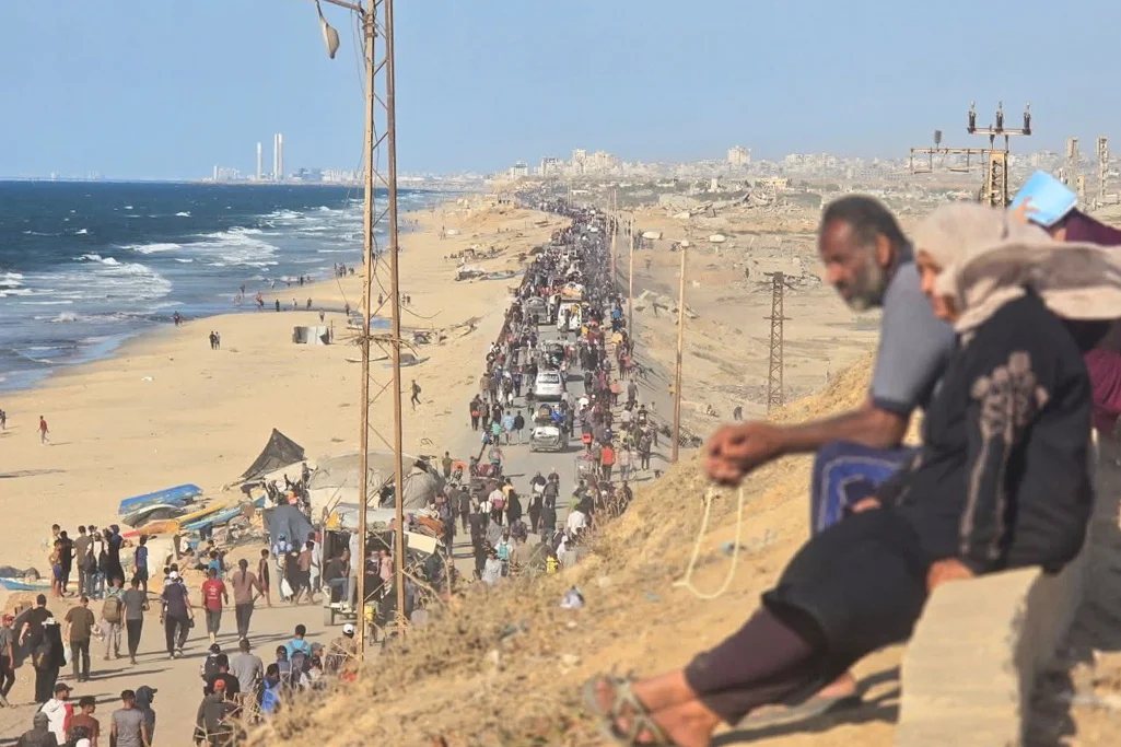 El próximo lunes se firmará en Egipto el acuerdo de paz que pone fin a la guerra en Gaza con la presencia de EEUU, algunos países europeos y árabes 