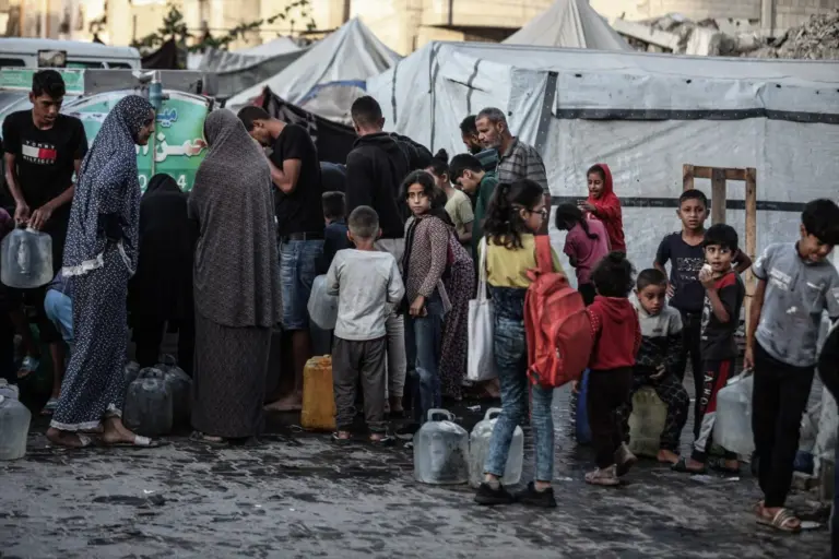 Llegan a España 19 niños palestinos evacuados de Gaza para recibir tratamiento médico