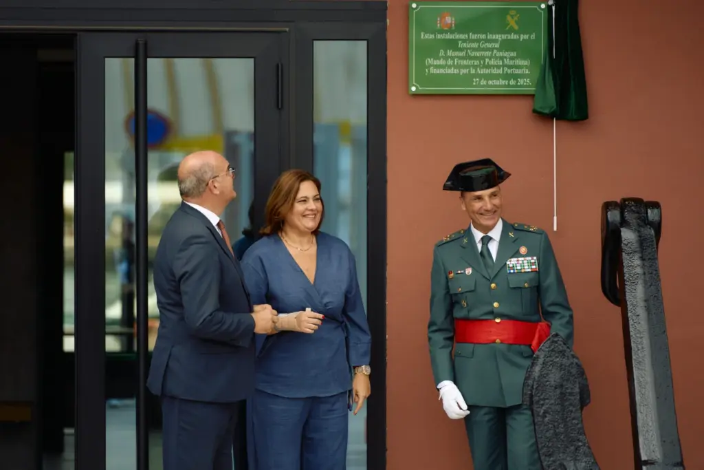 Inauguración del nuevo edificio de la Guarida Civil en el Puerto de Las Palmas