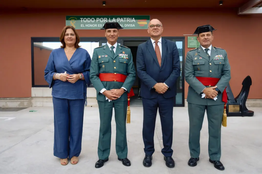 Inauguración del nuevo edificio de la Guarida Civil en el Puerto de Las Palmas