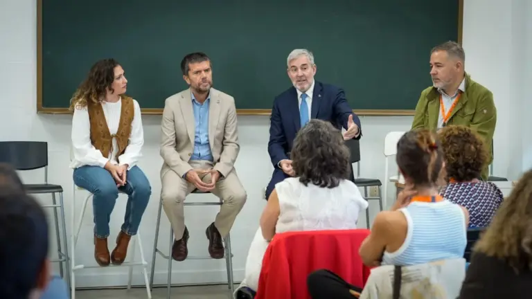 Clavijo garantiza un papel prioritario de la mujer rural en la estrategia del Reto Demográfico y en la Agenda 2030