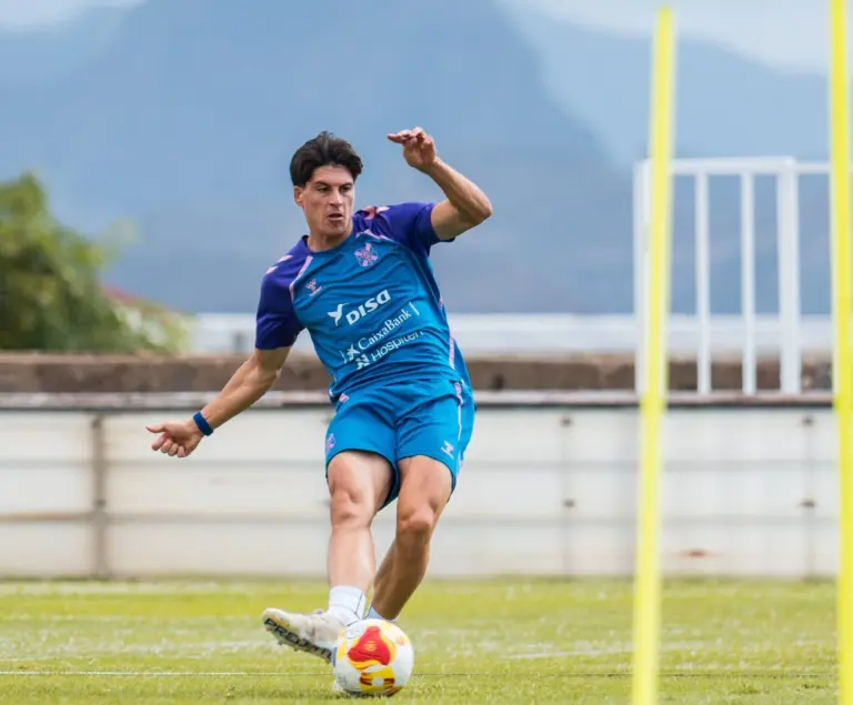 Juanjo Sánchez: «Tenemos que adaptarnos a los rivales»