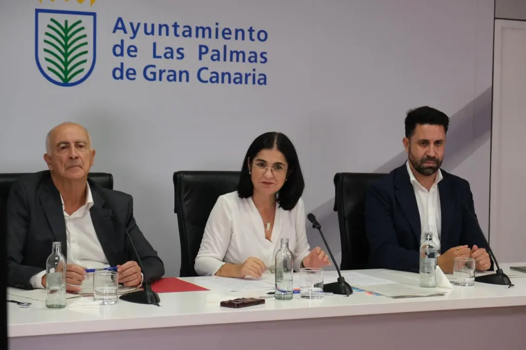 El ayuntamiento de Las Palmas de Gran Canaria anuncia un contrato de emergencia para mejorar la higiene urbana del municipio