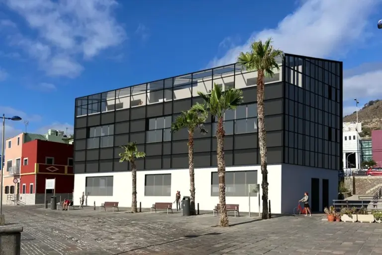 La rehabilitación del edificio Cachalote obliga a reordenar el tráfico en el barrio de San Cristóbal