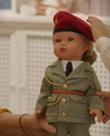 Muñeca ‘Leonor Militar’