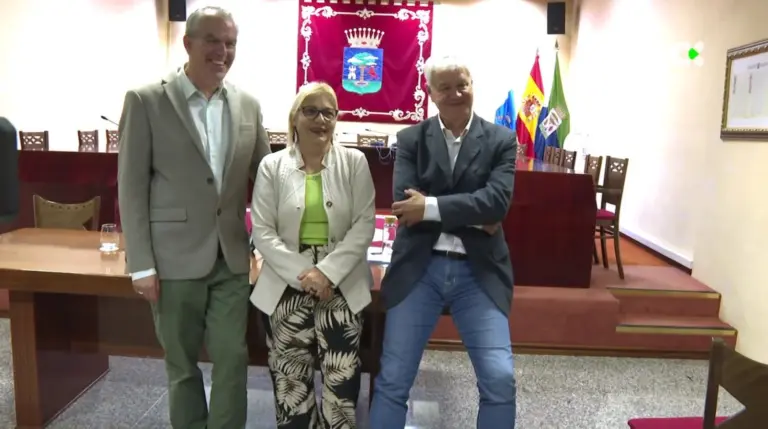 Los consejeros herreños asumen sus áreas de Gobierno y serán expulsados del PP