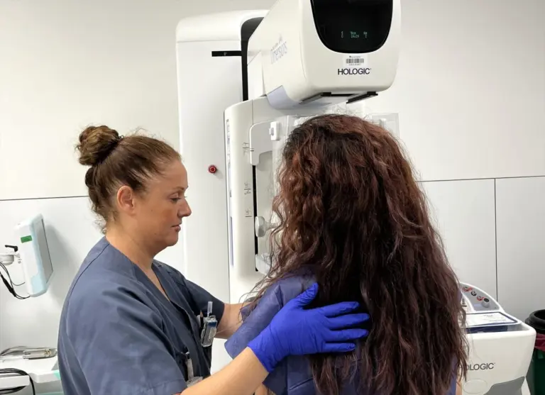 El SCS realiza casi 110.000 mamografías y detecta 596 cánceres de mama en 2024