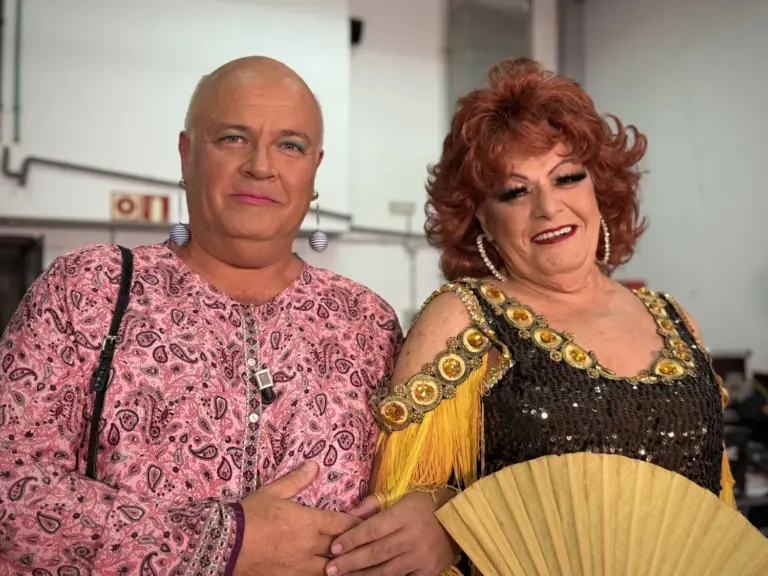 Pedro Daktari se suma al humor de ‘En otra clave’ en “Me hice un lifting en el corazón”