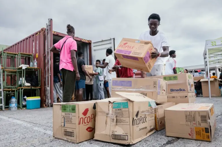 Canarias pedalea por la solidaridad con Gambia