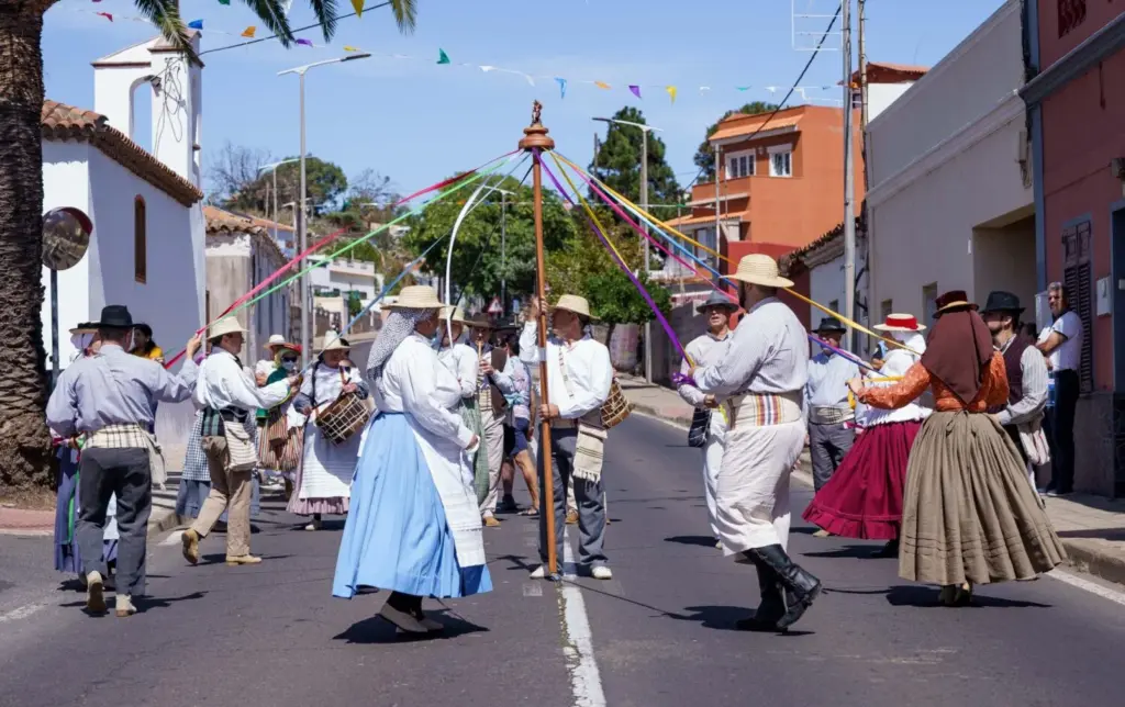 San Miguel de Geneto celebra 35 años de tradición romera