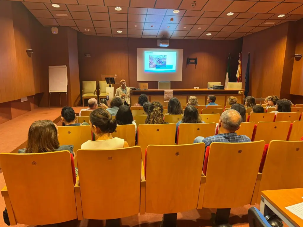 Treinta profesionales sanitarios de Fuerteventura se forman en humanización asistencial.