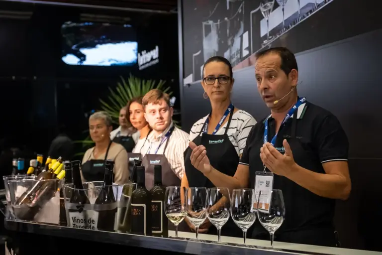 ‘Con Cúrcuma’ resalta la huella canaria que ha conquistado la cumbre gourmet de Donosti