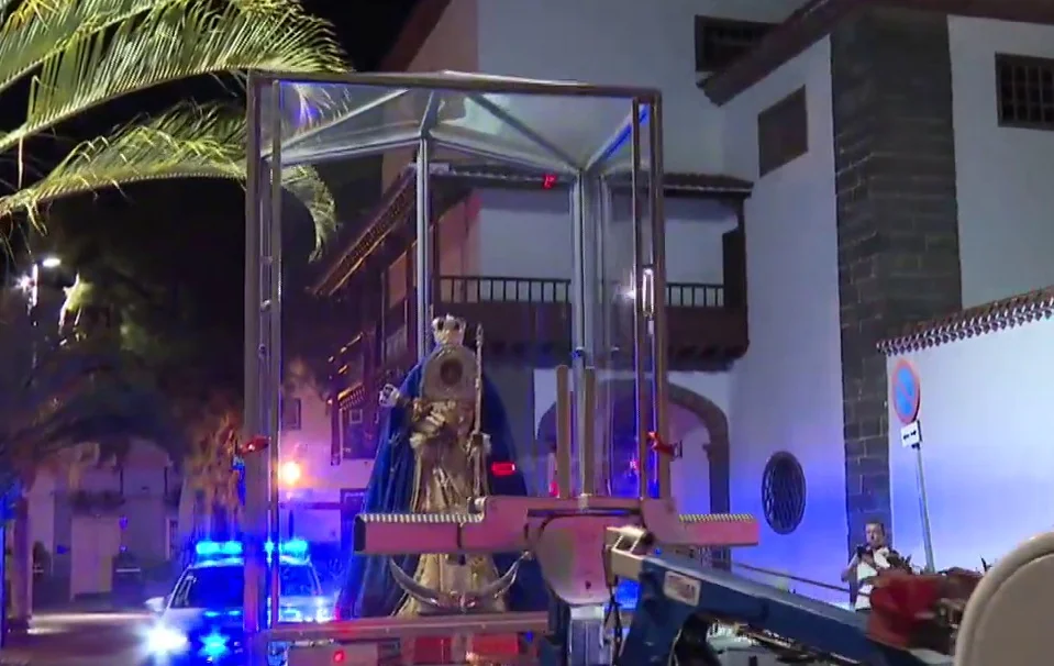 La Virgen de Candelaria visita a los reclusos de la prisión Tenerife II