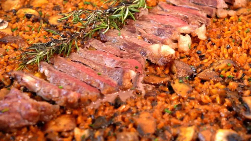 Arroz seco con vaca canaria | La receta 'Como en casa' de RTVC