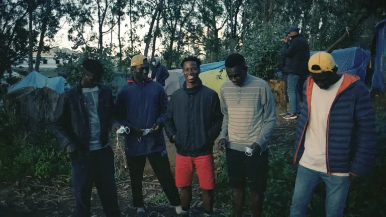 ‘Inshallah’, la vida suspendida en el campamento de migrantes de Las Raíces