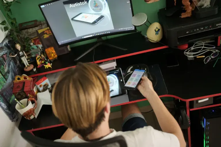 Crea una app para ayudar a gestionar el día a día de personas con autismo