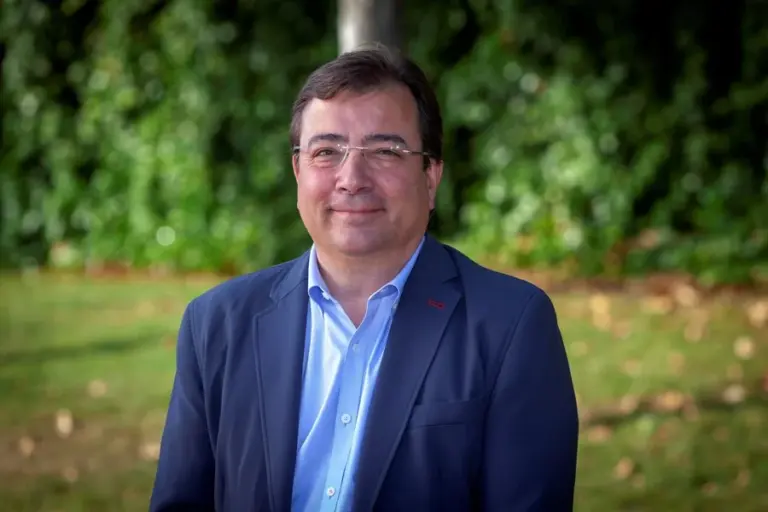 Muere Guillermo Fernández Vara, expresidente de la Junta de Extremadura