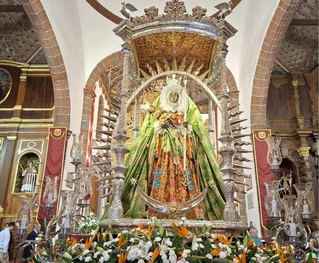 La Virgen de Candelaria llega a la Iglesia Matriz de Nuestra Señora de la Concepción