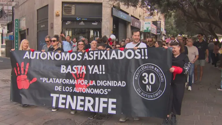 Los autónomos de Canarias salen a las calles para pedir mejoras laborales