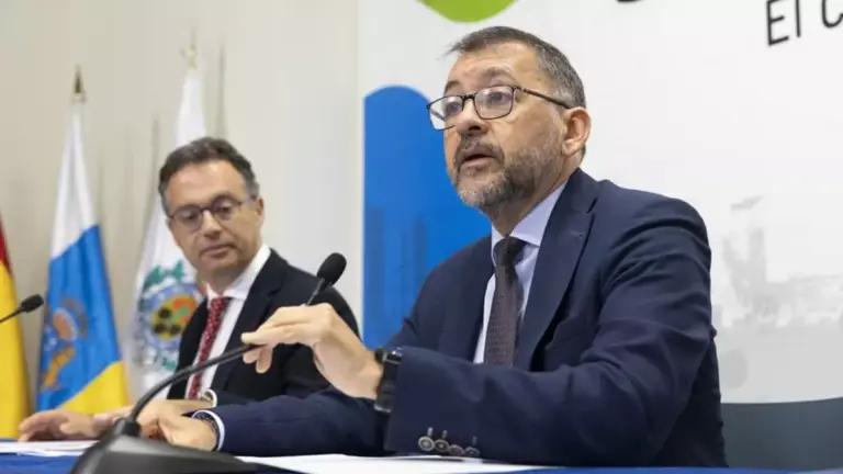 Santa Cruz de Tenerife aprueba el mayor presupuesto de su historia para 2026, con 381,2 millones