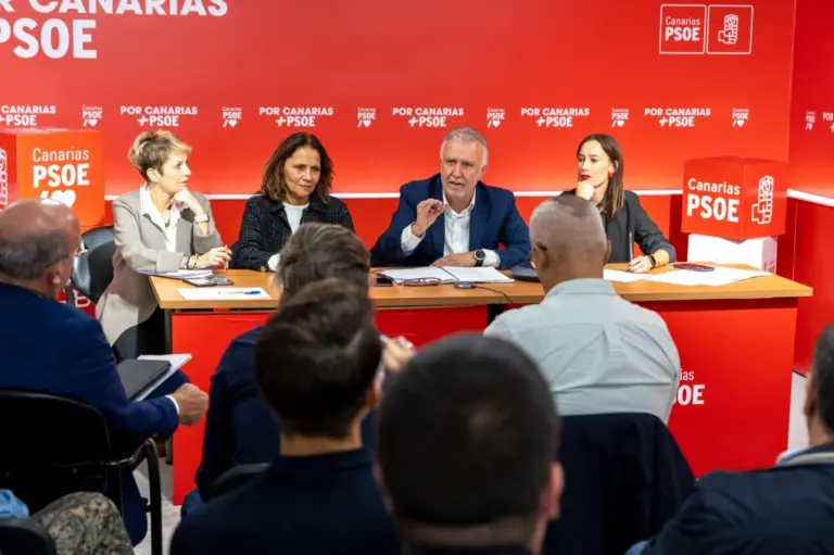 Torres insiste en «respetar a la Justicia» en la que tiene «absoluta confianza» en relación al caso Koldo