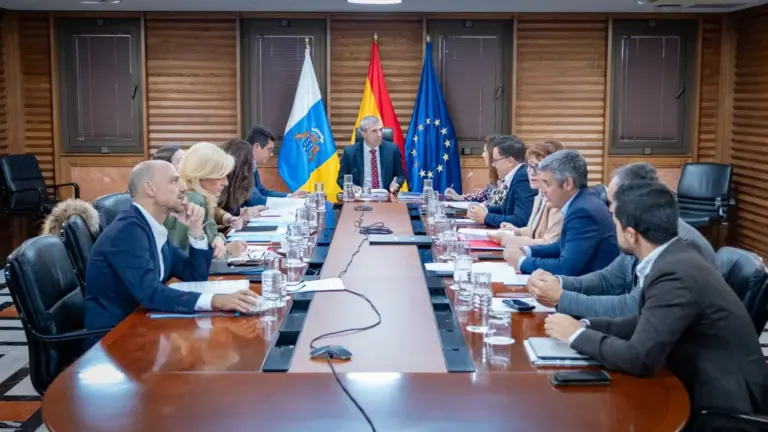 El Gobierno acepta la renuncia de María Méndez y propone a César Toledo como administrador general de RTVC