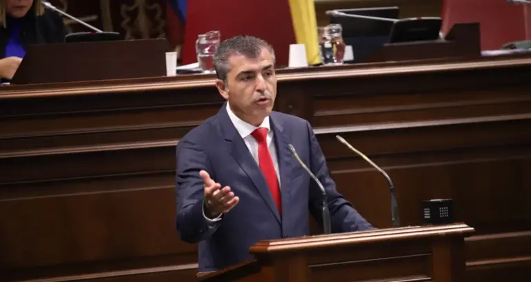 Domínguez califica las nuevas ayudas por Oriente Medio como «decreto godo»