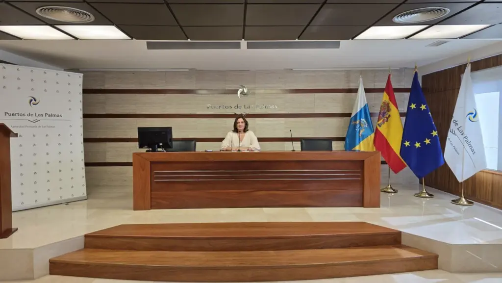La presidenta de la Autoridad Portuaria de Las Palmas, Beatriz Calzada, este jueves